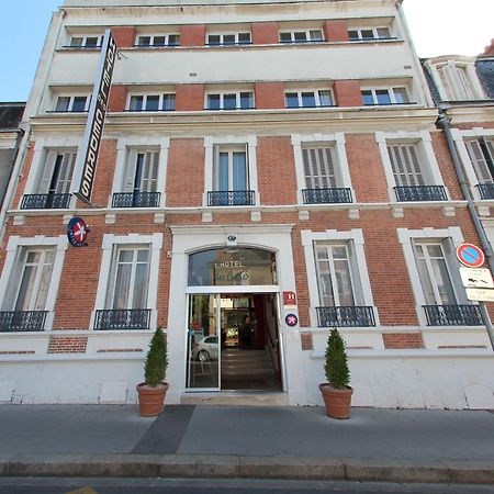 Hotel Des Cedres Орлеан Екстер'єр фото